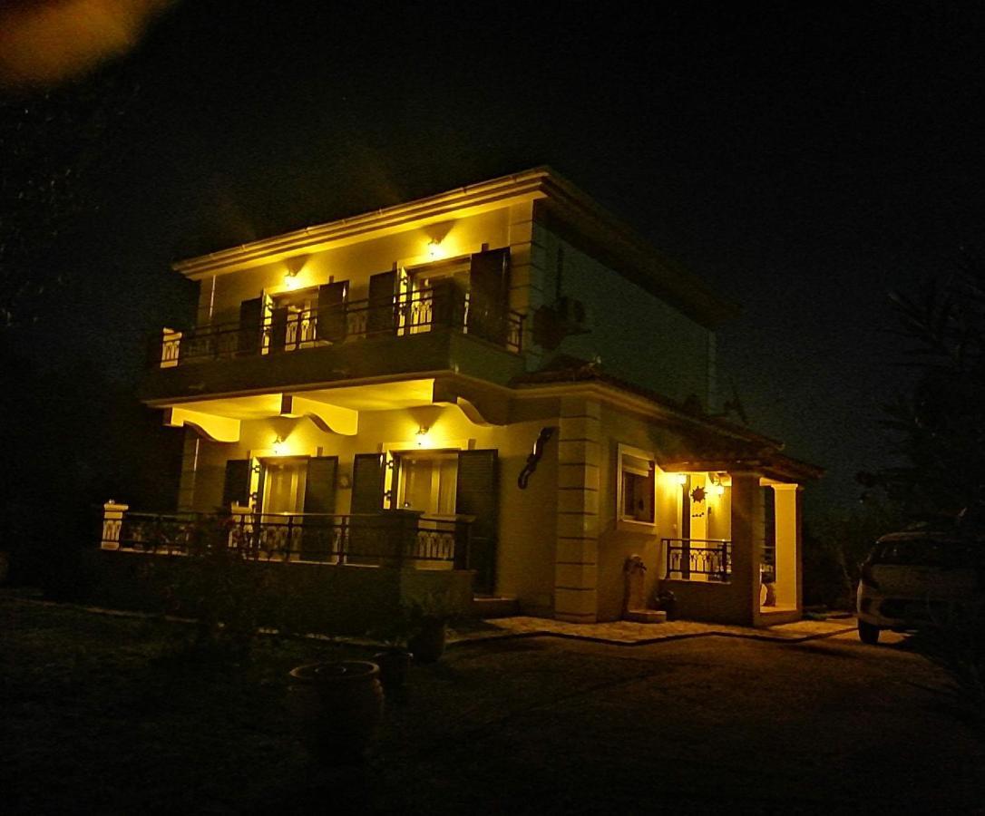 Villa Gecko, Arillas Kavvadades Экстерьер фото